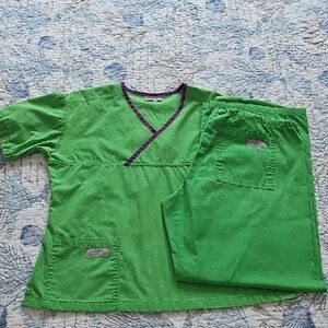 Urban Scrubs  Green Top with Purple Trim